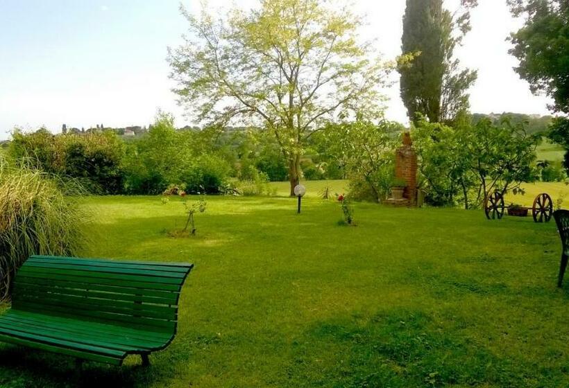 فندق ريفى Agriturismo Podere Caggiolo   Swimming Pool & Air Conditioning