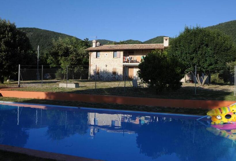 هتل روستایی Posto Del Sole