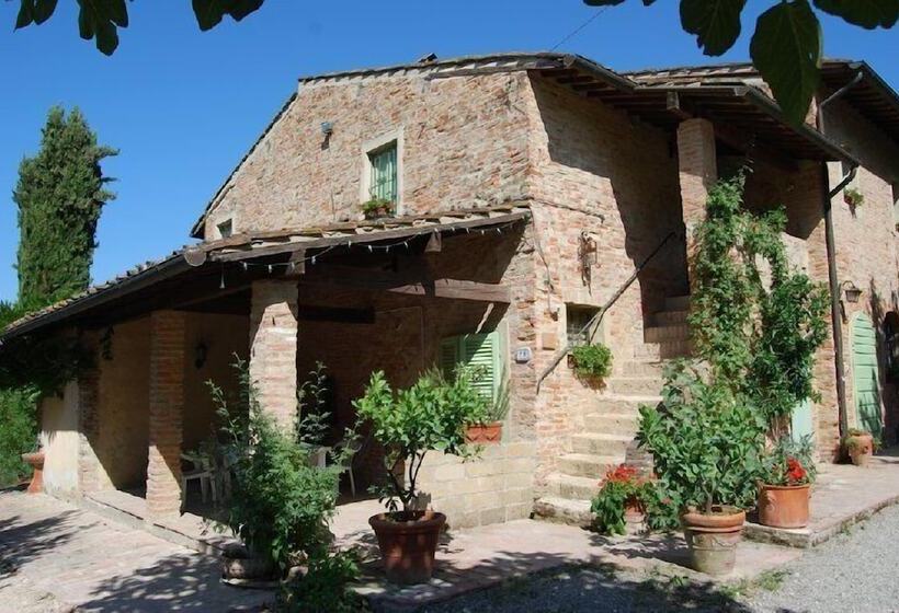 Сельский отель Tenuta Il Pino