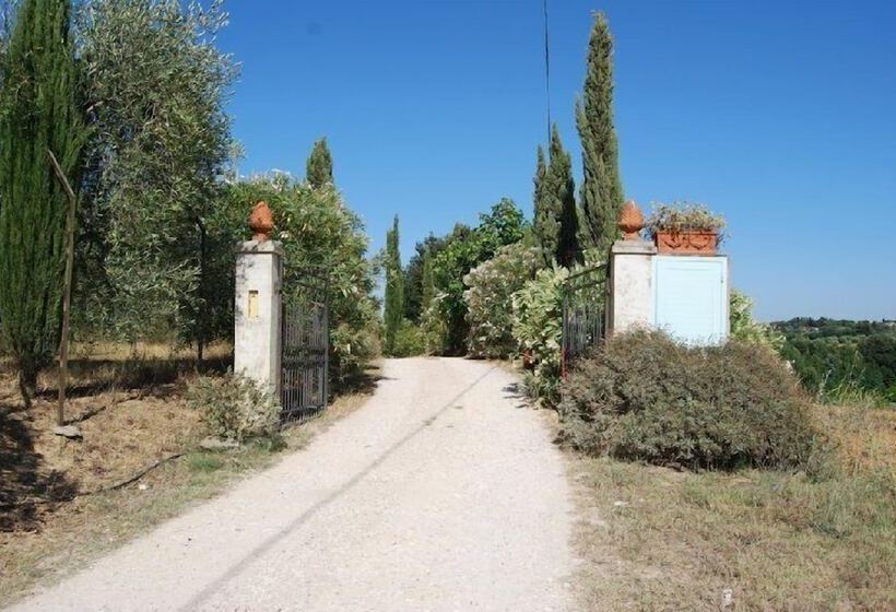 Сельский отель Tenuta Il Pino