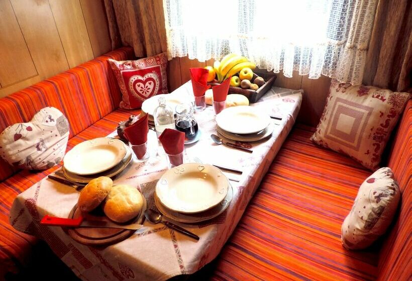 בית מלון כפרי Villaggio Turistico Camping Cervino