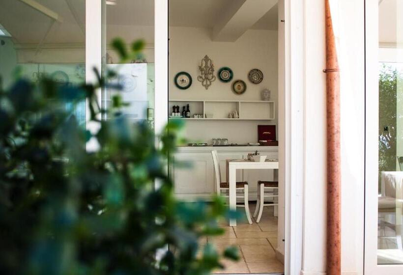 פנסיון Sciccosa Guest House