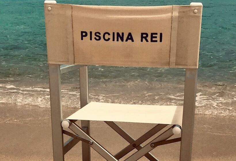 אתר נופש Villaggio Piscina Rei