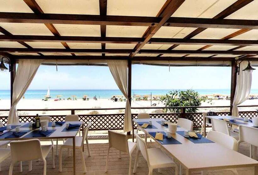 אתר נופש Villaggio Piscina Rei