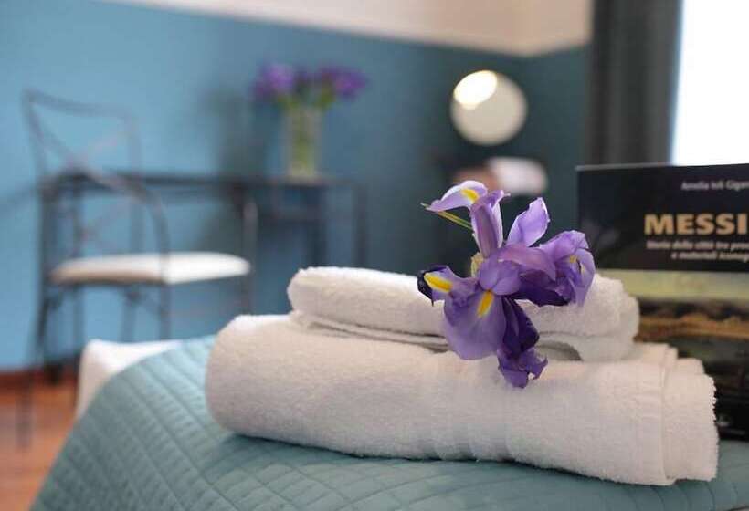 مبيت وإفطار Town House Messina Paradiso