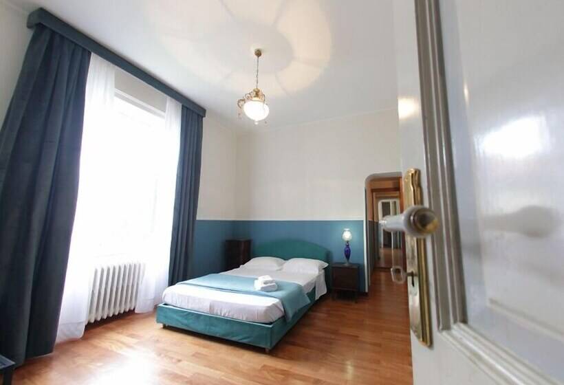 مبيت وإفطار Town House Messina Paradiso