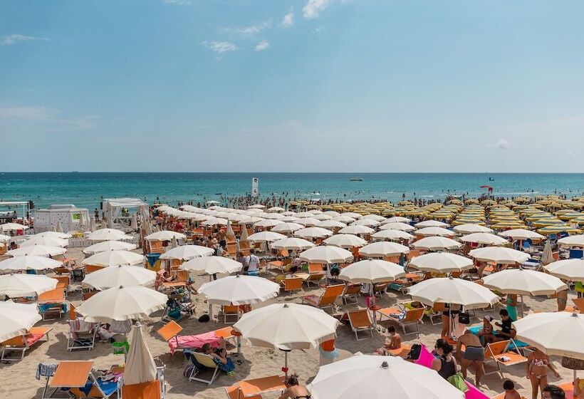 客栈 Nicolaus Club Alimini Smile