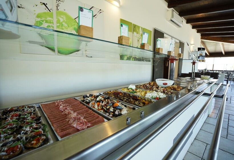 客栈 Nicolaus Club Alimini Smile