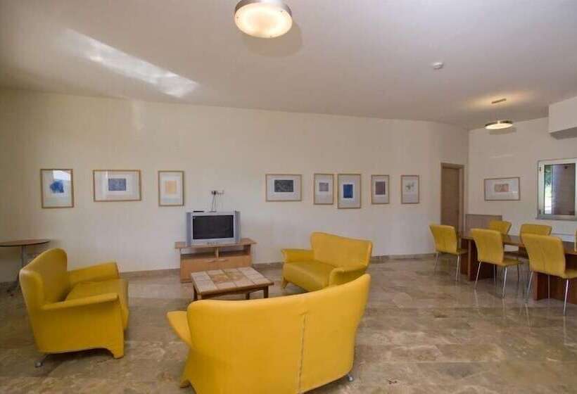 簡易ホテル Terme Del Tufaro