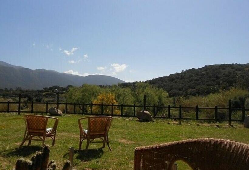 ホテル Agriturismo Alba Chiara