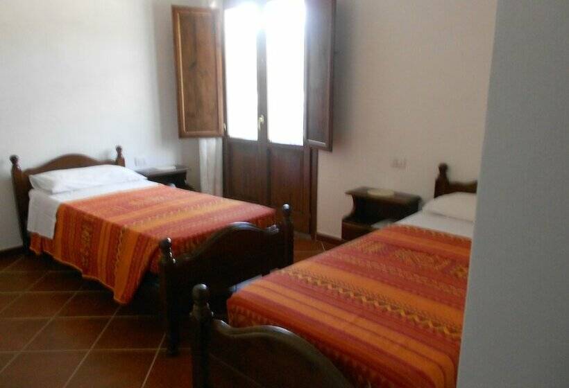 בית מלון כפרי Agriturismo Alba Chiara