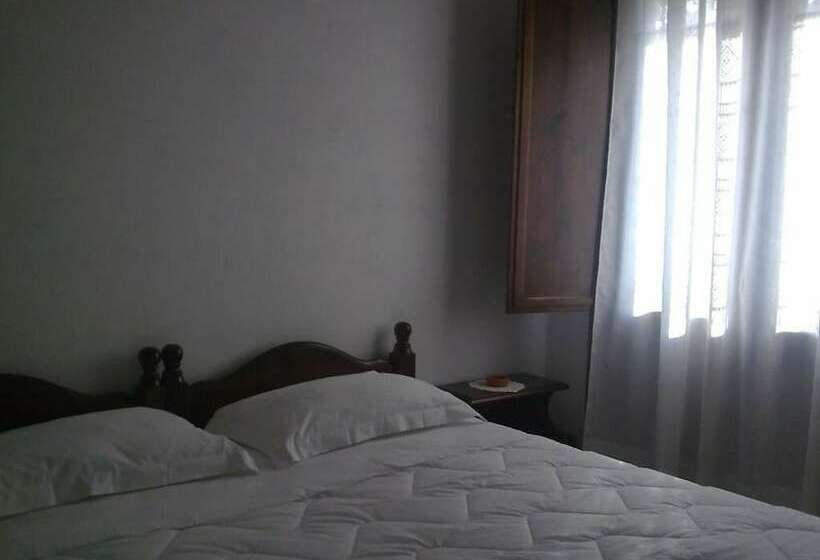 בית מלון כפרי Agriturismo Alba Chiara