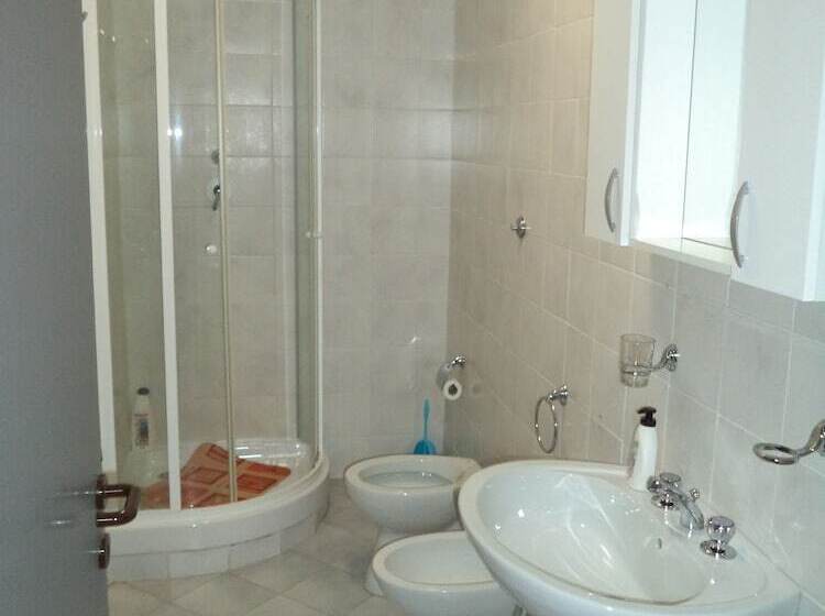 בית מלון כפרי Albergo Il Chiostro