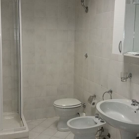 בית מלון כפרי Albergo Il Chiostro