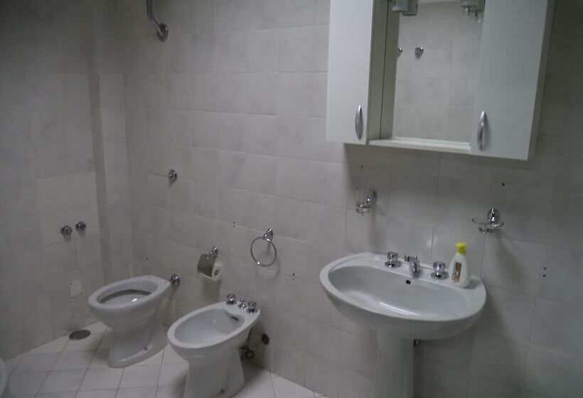 בית מלון כפרי Albergo Il Chiostro