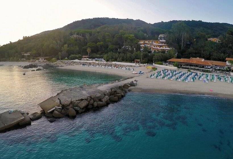 Отель Baia Paraelios Resort