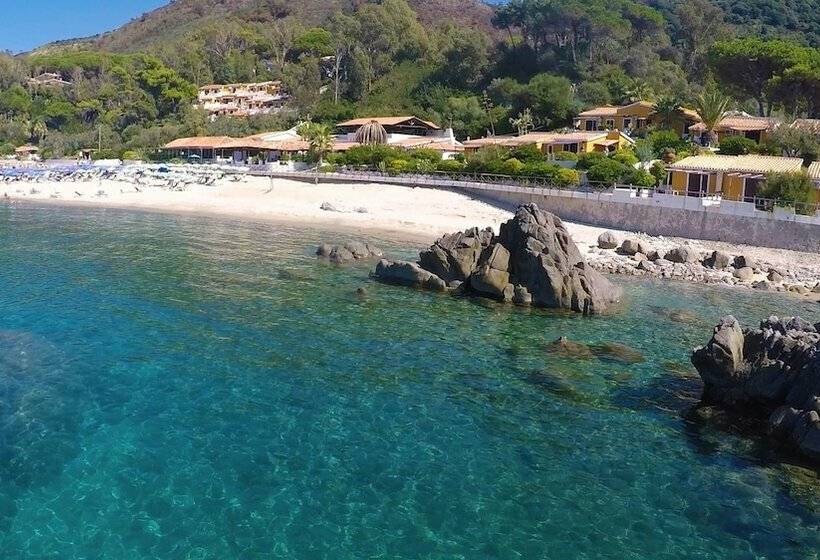 Отель Baia Paraelios Resort