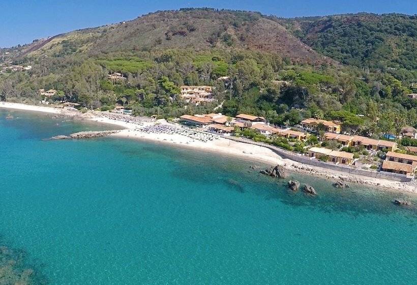 Отель Baia Paraelios Resort