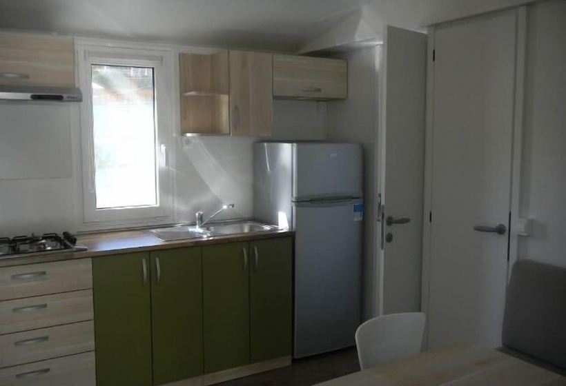 בית מלון כפרי Camping Daino