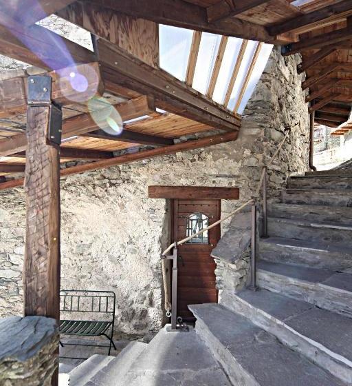 Отель Locanda Degli Elfi E Ristorante Mascha Parpaja