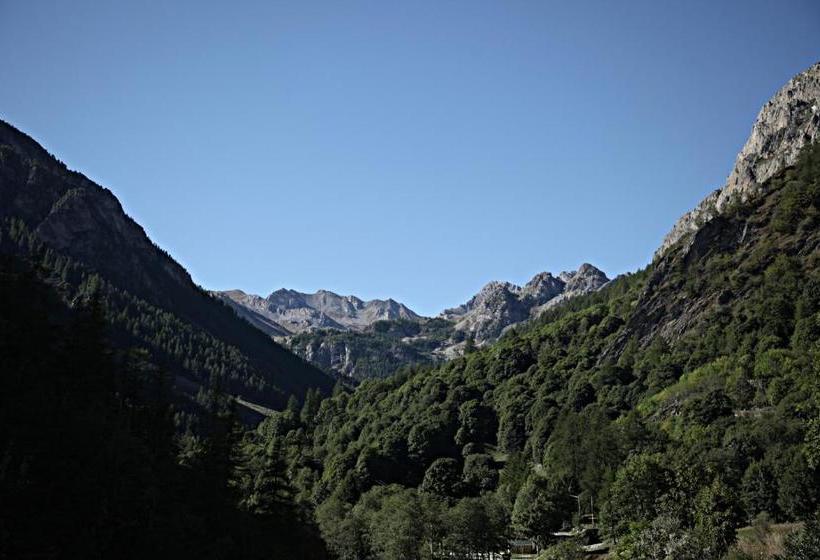 Отель Locanda Degli Elfi E Ristorante Mascha Parpaja