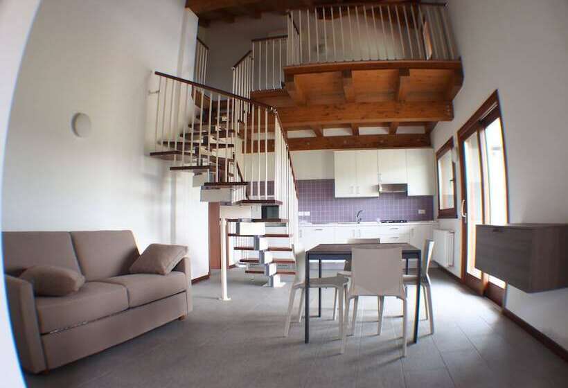 فندق ريفى Agriturismo Ai Tre Castelli