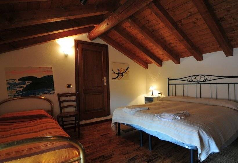فندق ريفى Agriturismo La Fonte Di Mariella