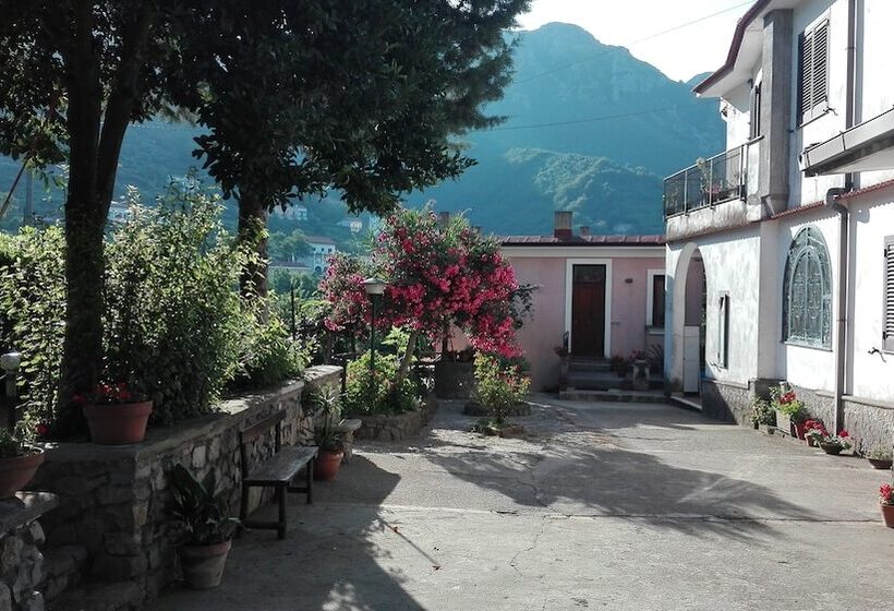 فندق ريفى Agriturismo Mare E Monti