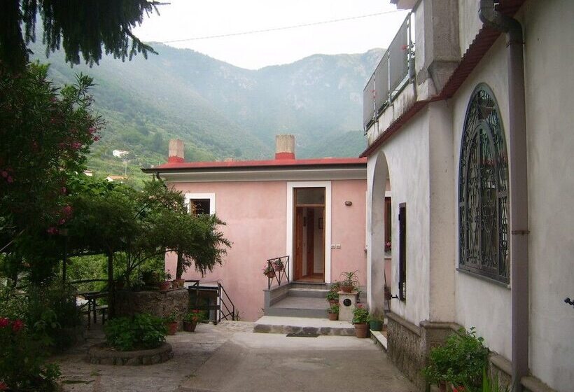 فندق ريفى Agriturismo Mare E Monti
