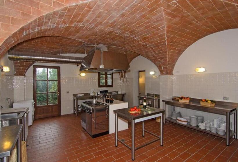 فندق ريفى Badia Di Morrona Agriturismo