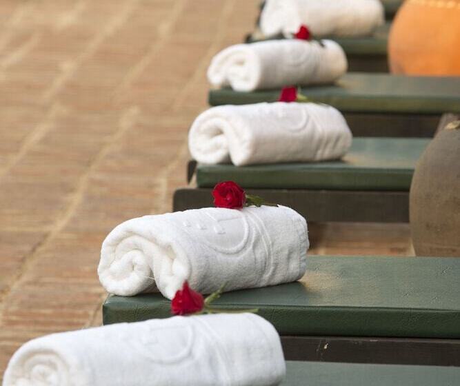 Amazing Bagan Resort