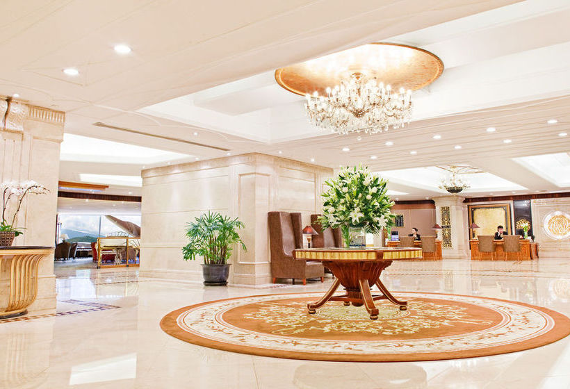 Crowne Plaza Nanjing Hotel & Suites