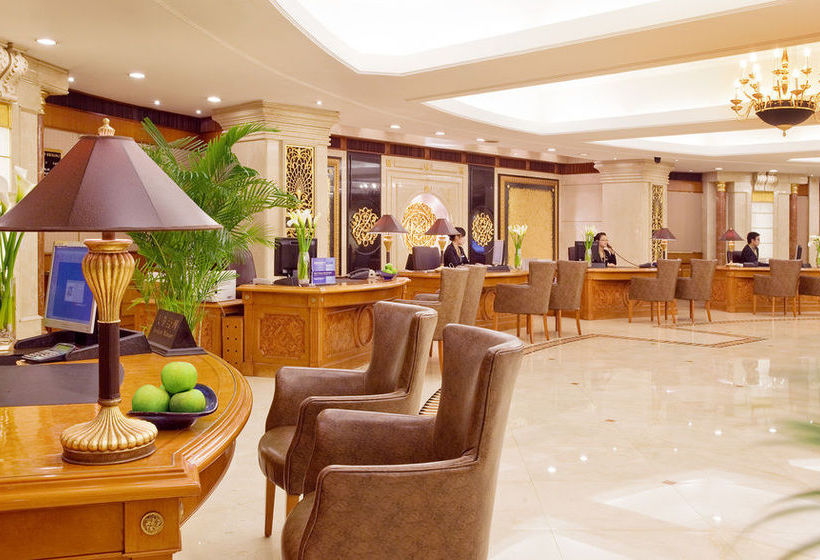 Crowne Plaza Nanjing Hotel & Suites