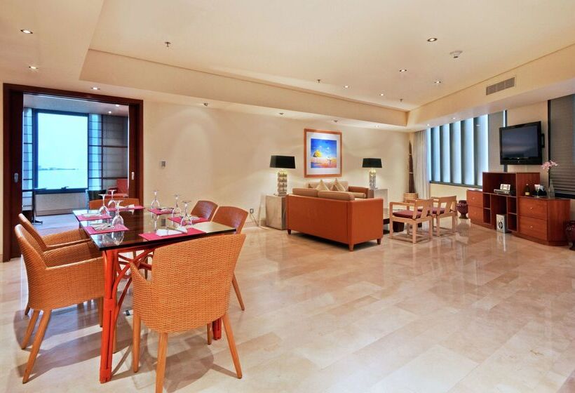 Hilton Kuwait Resort