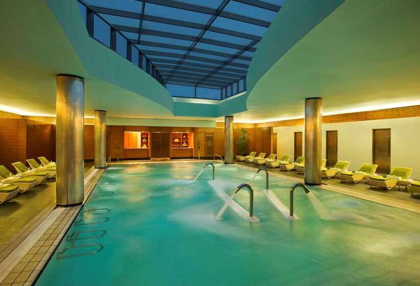 Hilton Kuwait Resort