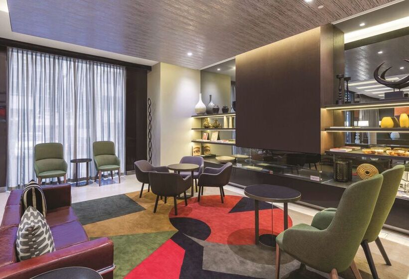 Adina Apartment Hotel Melbourne