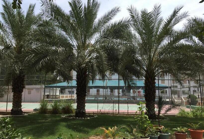 هتل Al Madinah Holiday