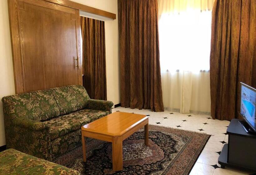 هتل Al Madinah Holiday