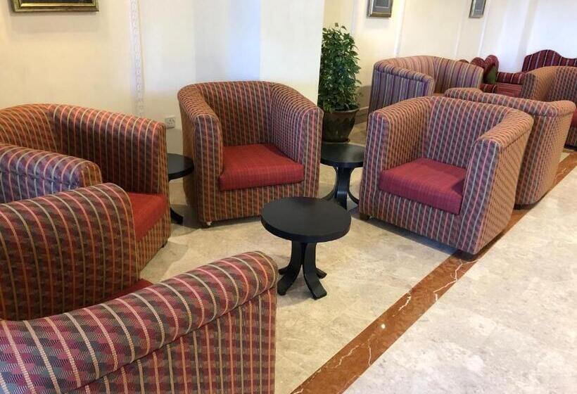 هتل Al Madinah Holiday