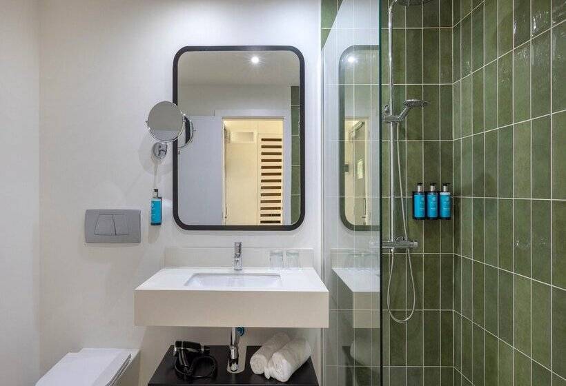 Отель Aluasoul Costa Adeje   New Opening