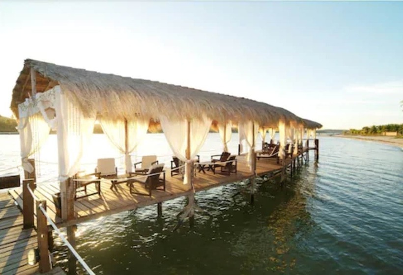 Отель Amoaras Resort