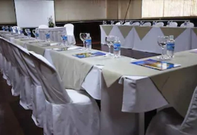 Отель Amoaras Resort