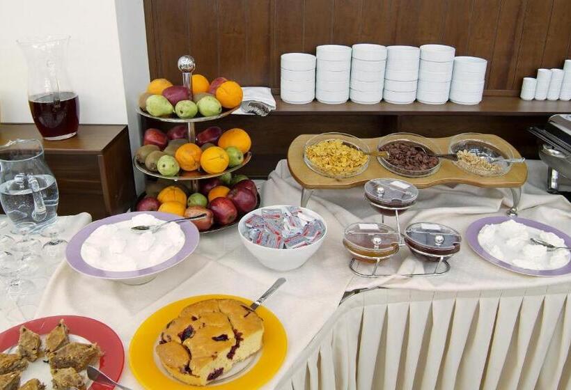 Отель Apollonia