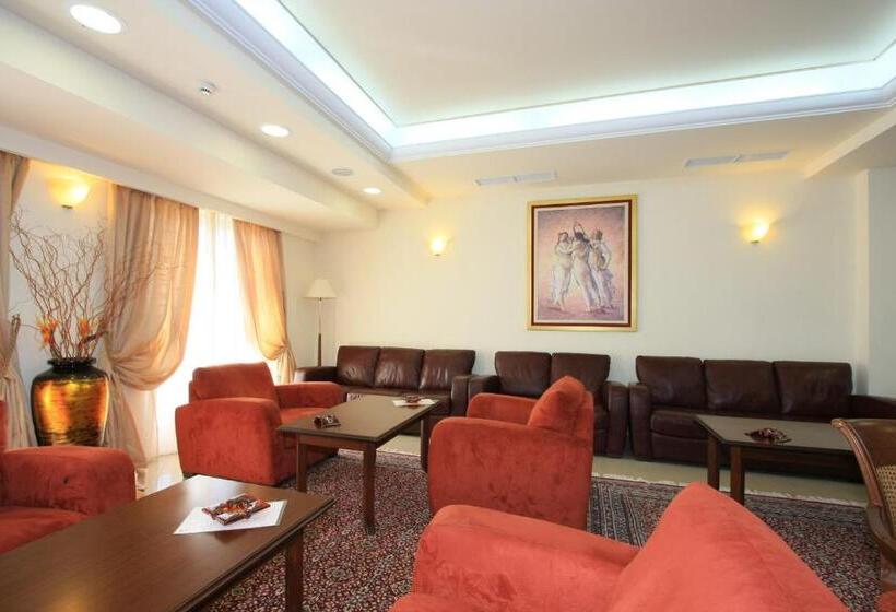 Отель Apollonia