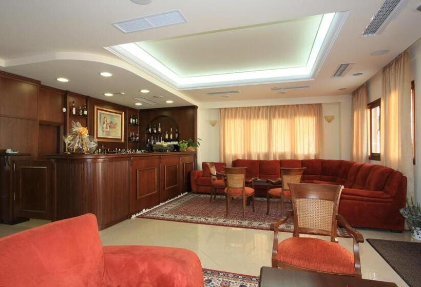 Отель Apollonia