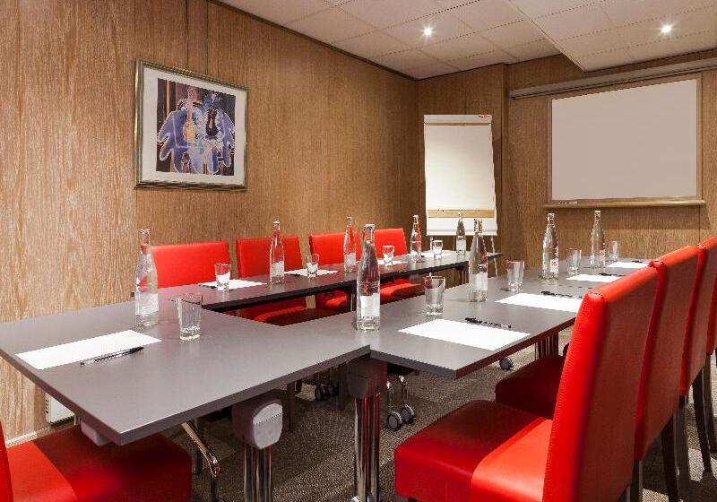 ホテル Appia La Fayette