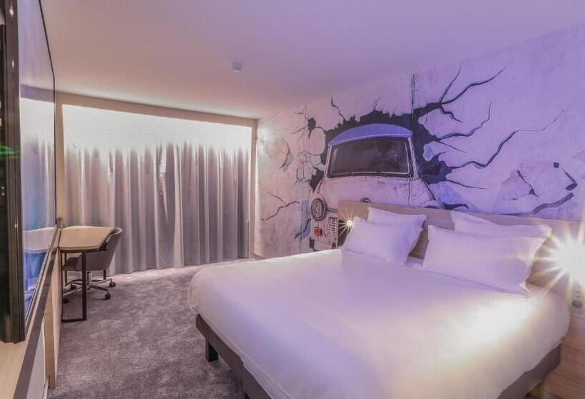 Arena Hotel La Defense