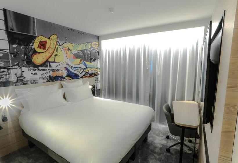 Arena Hotel La Defense