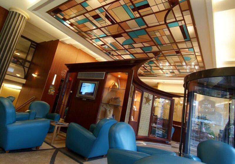 בית מלון כפרי Art Deco Euralille