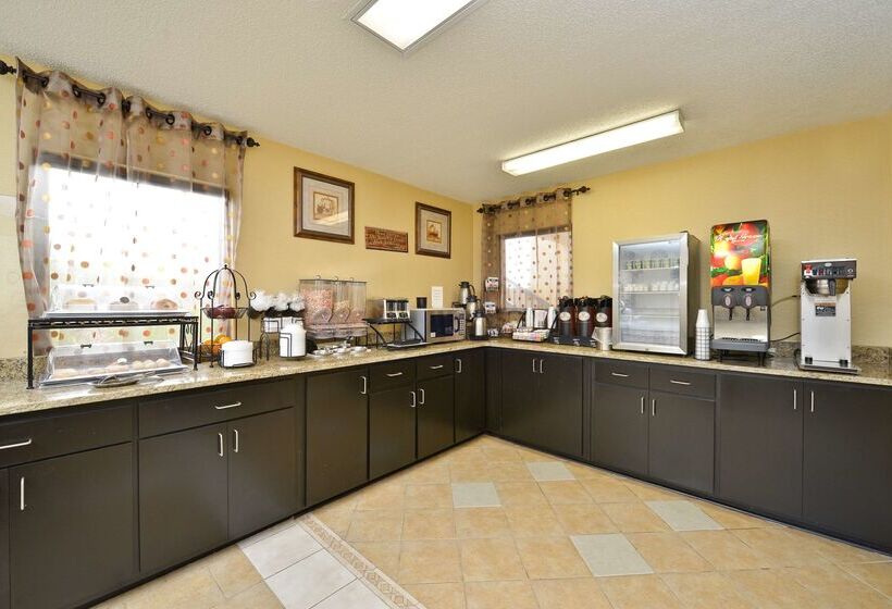 בית מלון כפרי Best Western Greenville Inn